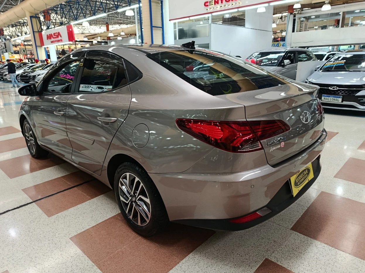 HYUNDAI HB20S