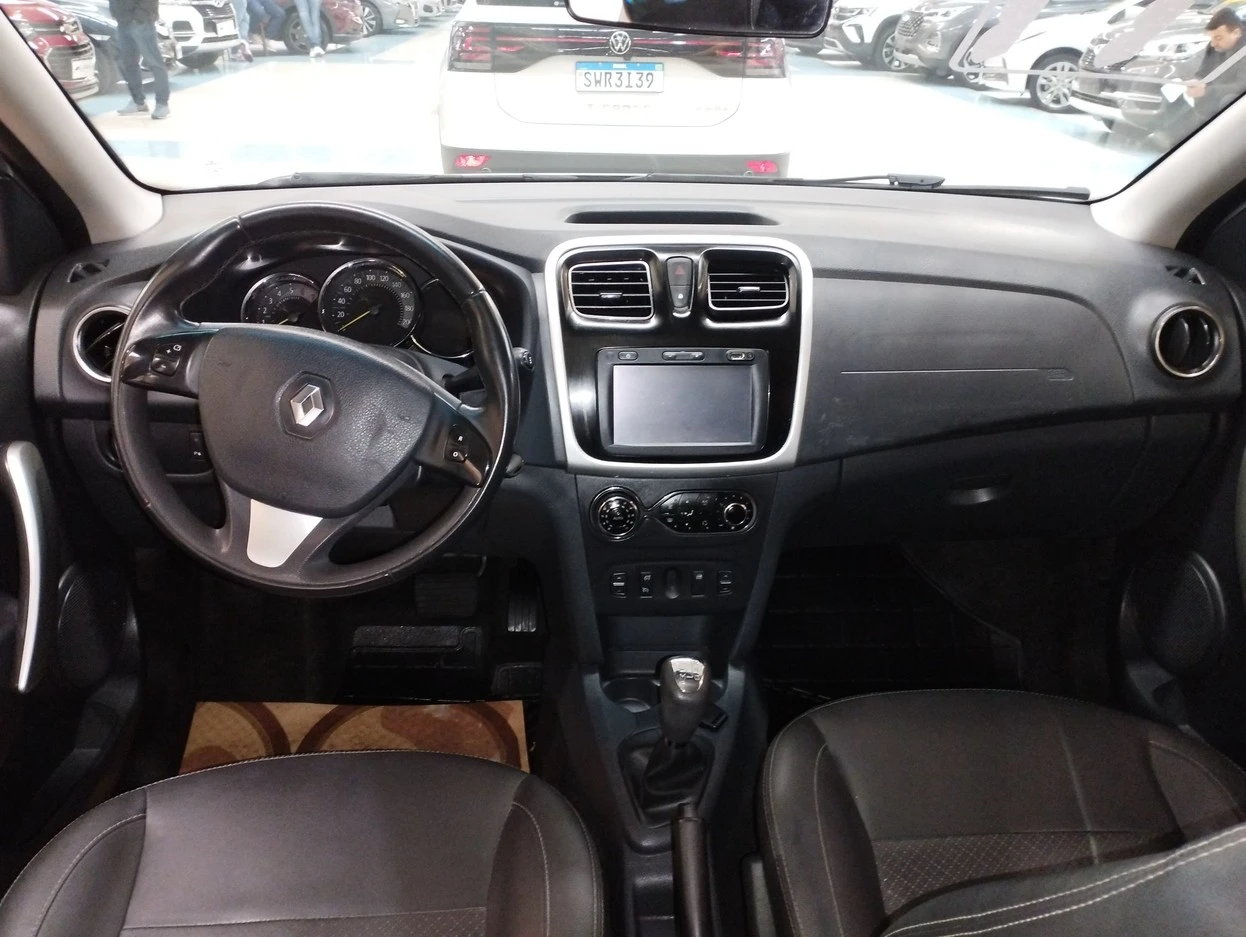 RENAULT SANDERO