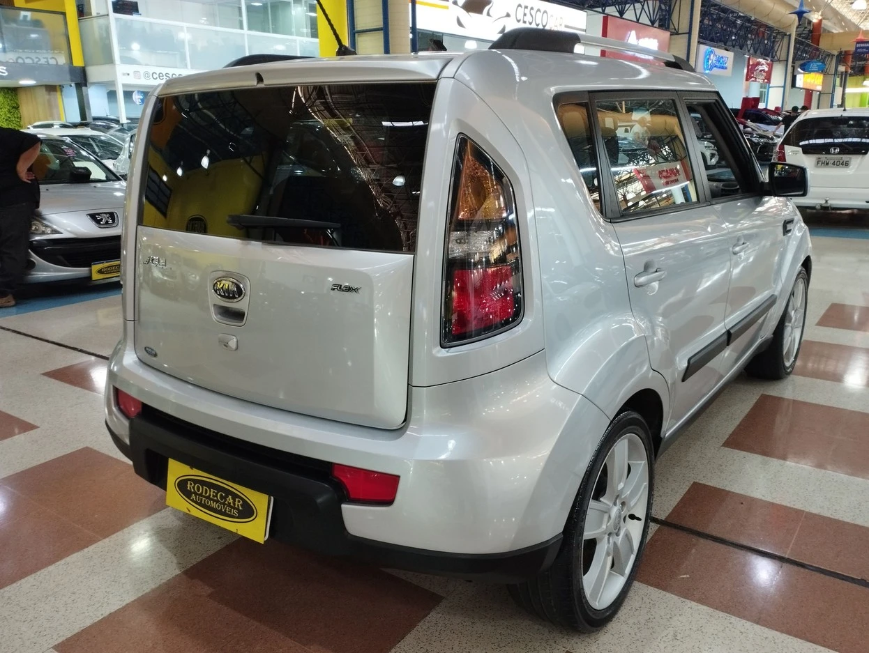 KIA SOUL