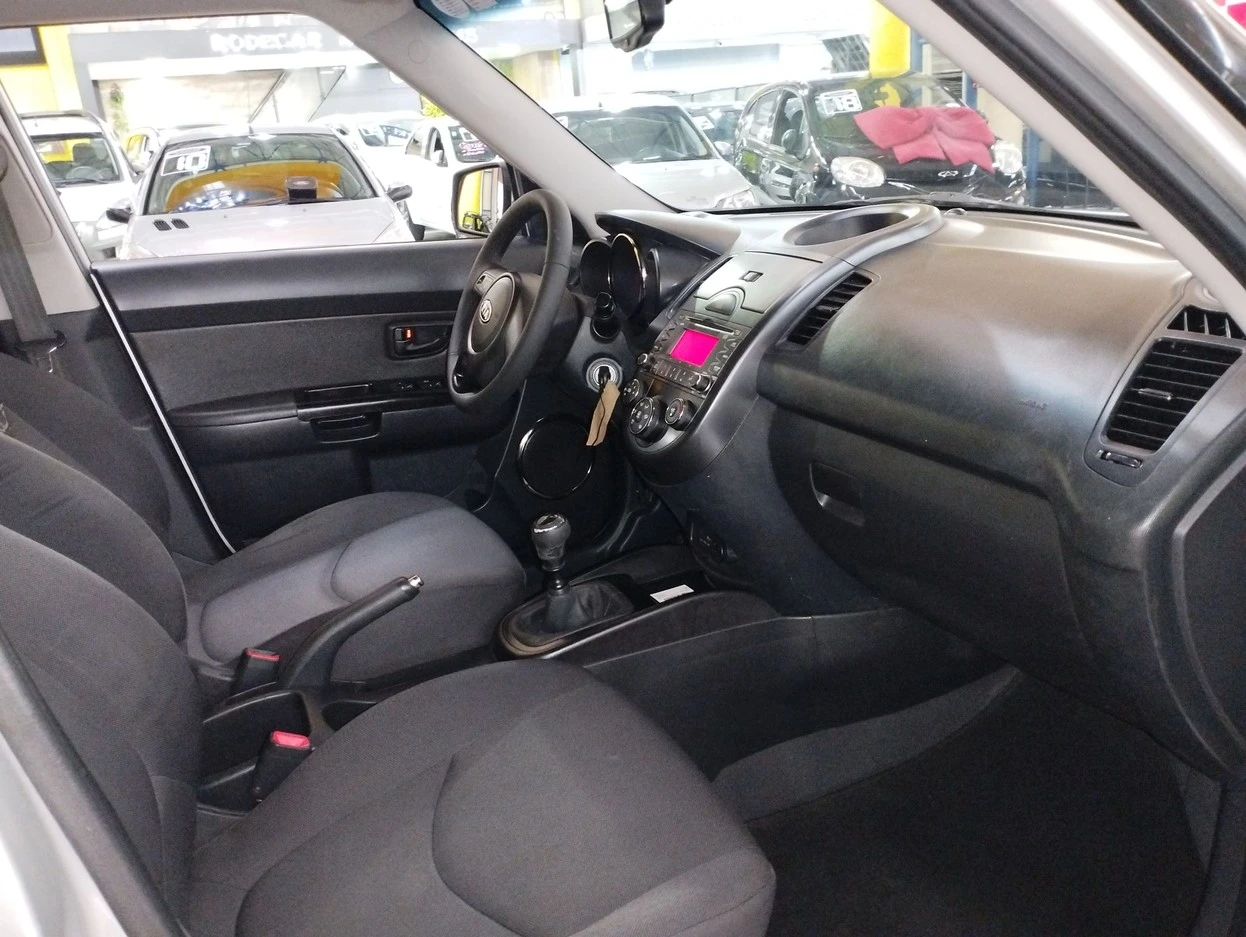 KIA SOUL
