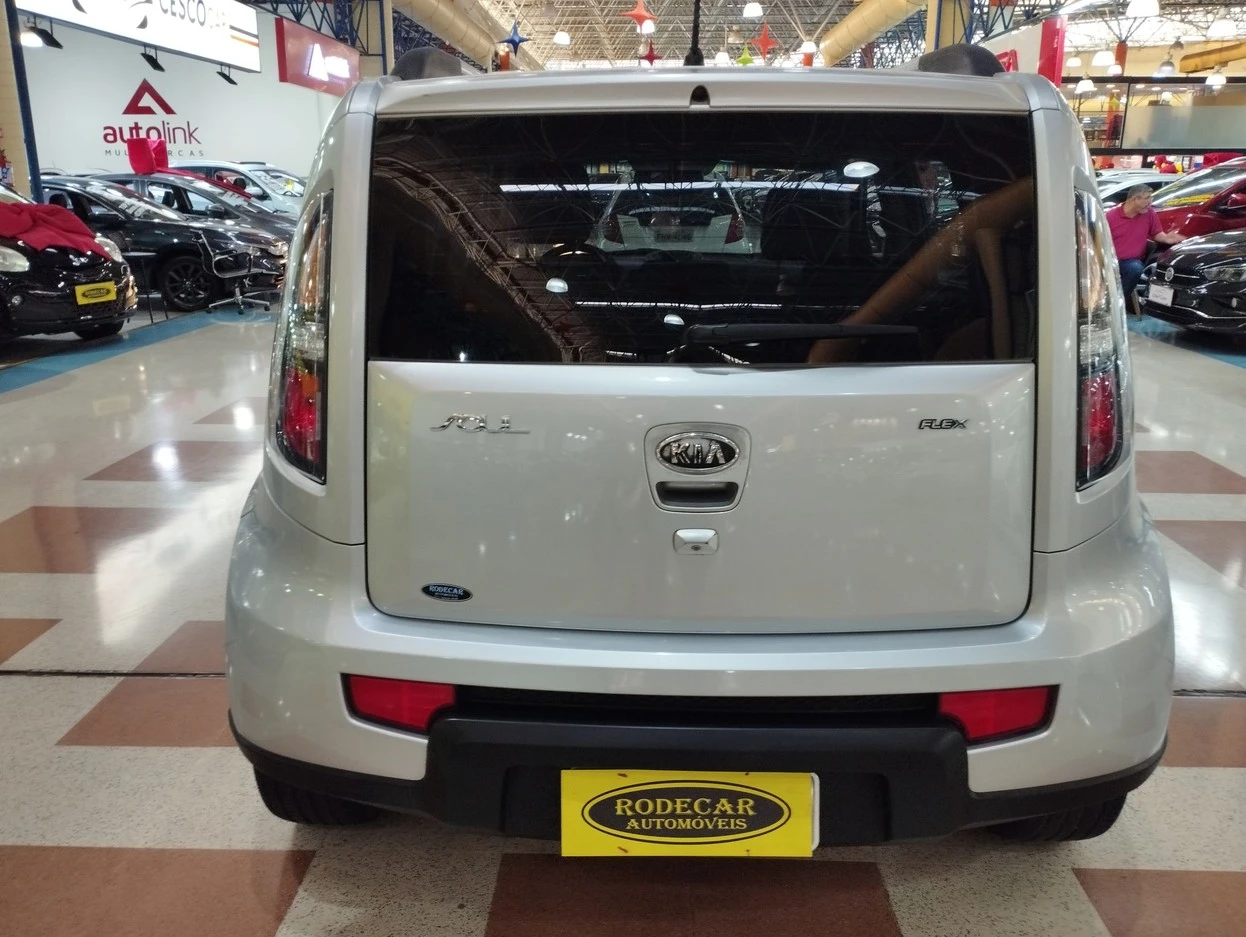 KIA SOUL