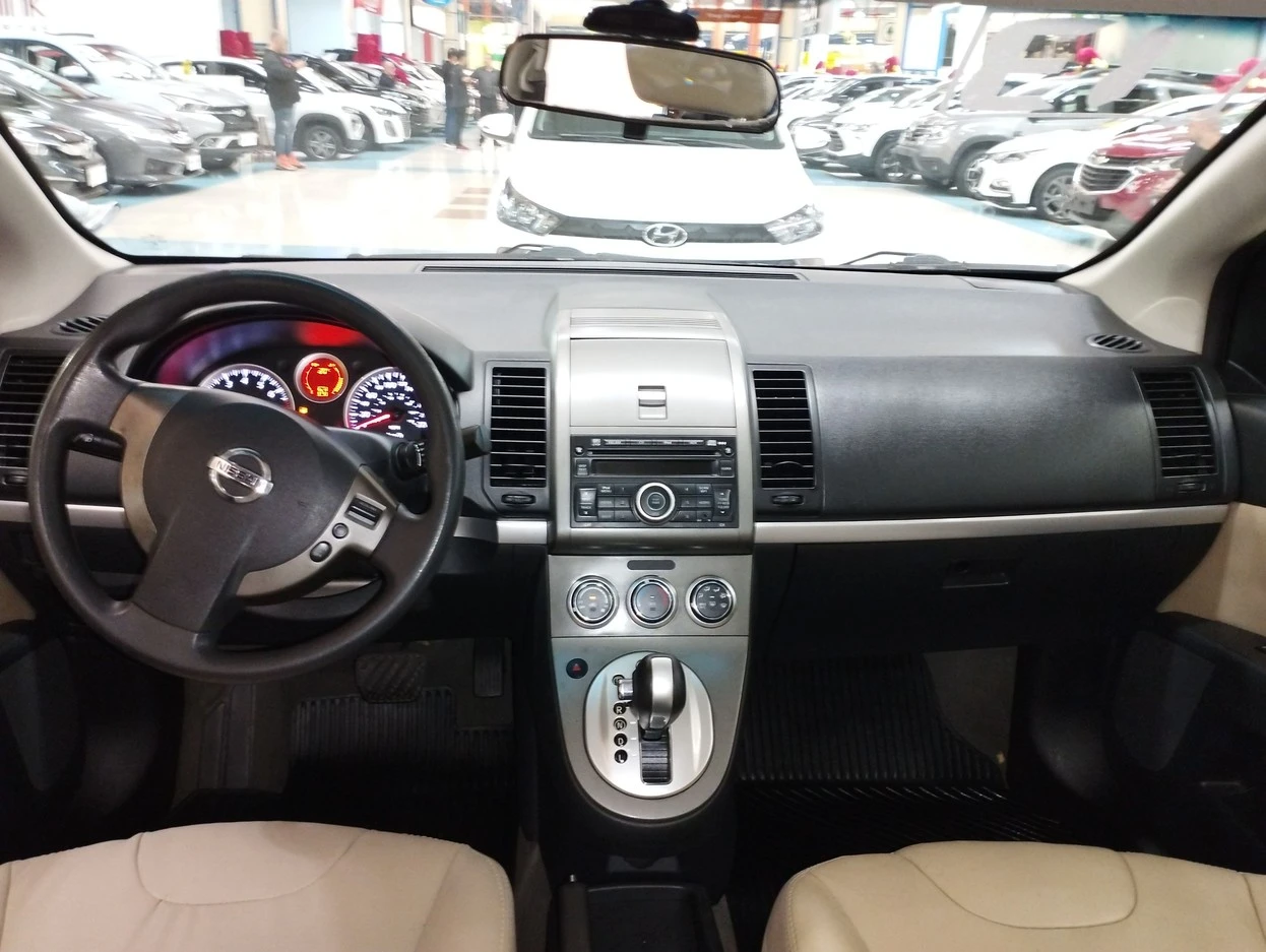 NISSAN SENTRA