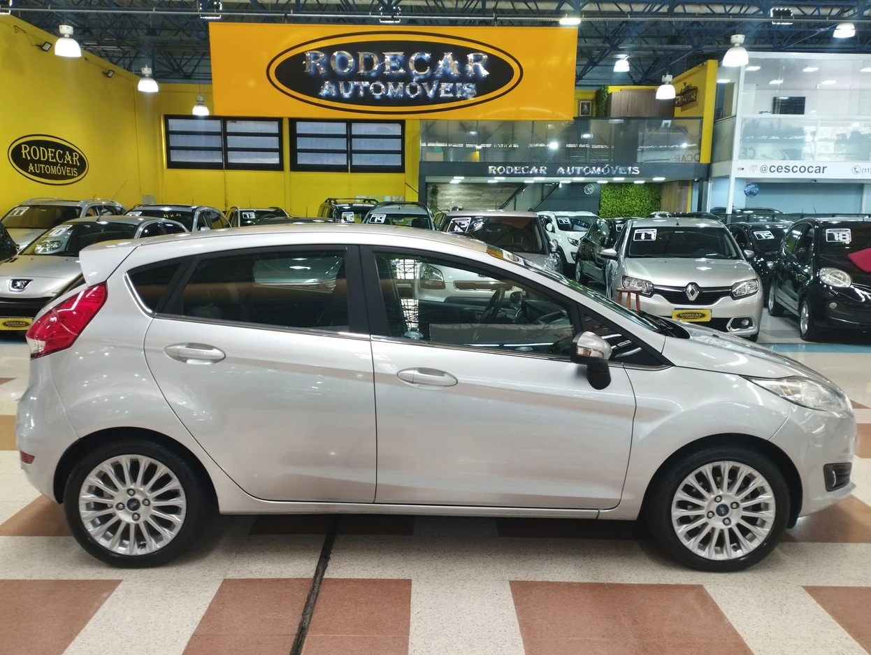 FORD FIESTA