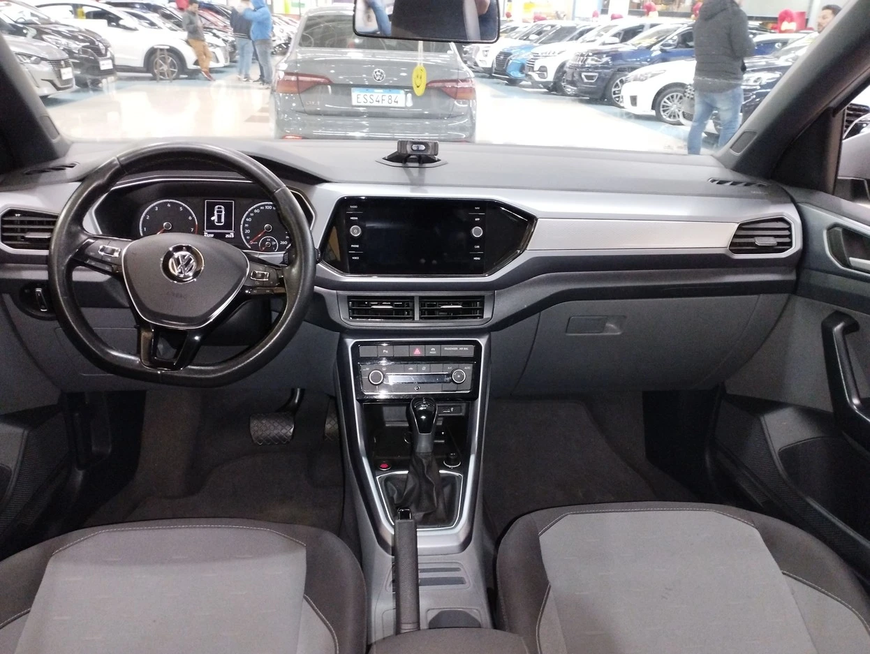 VOLKSWAGEN T-CROSS