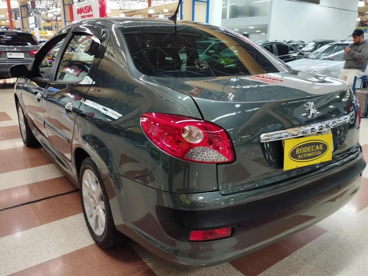 PEUGEOT 207