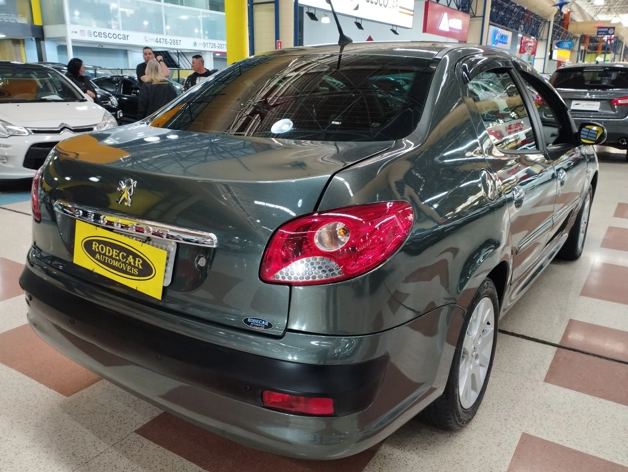 PEUGEOT 207