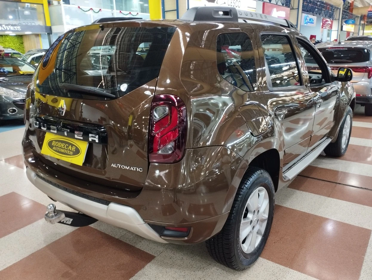 RENAULT DUSTER