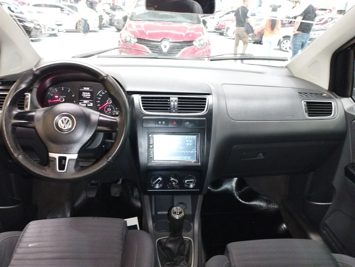 VOLKSWAGEN CROSSFOX