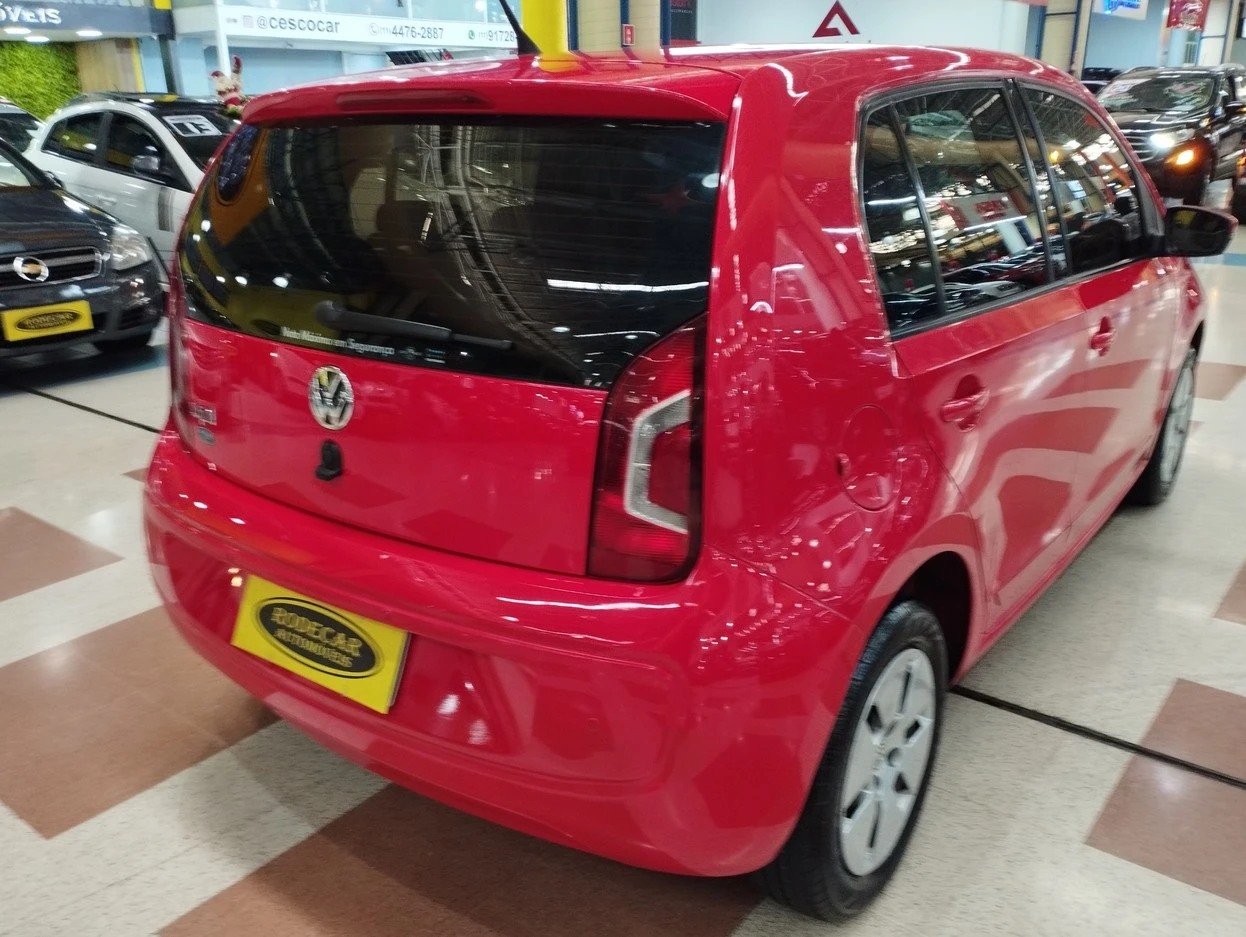 VOLKSWAGEN UP