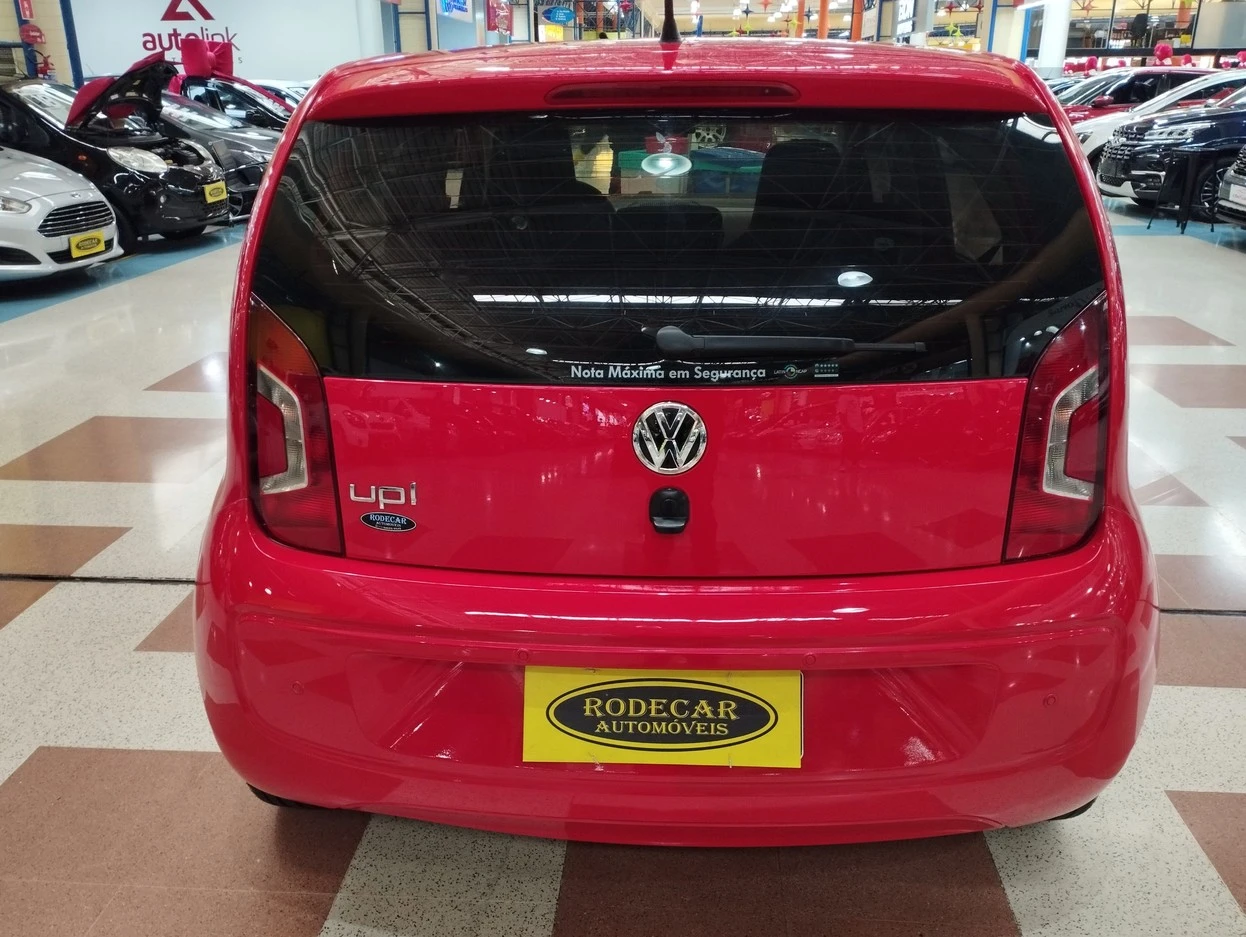 VOLKSWAGEN UP