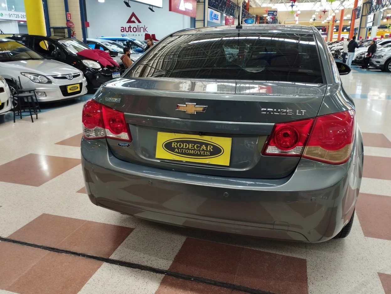 CHEVROLET CRUZE