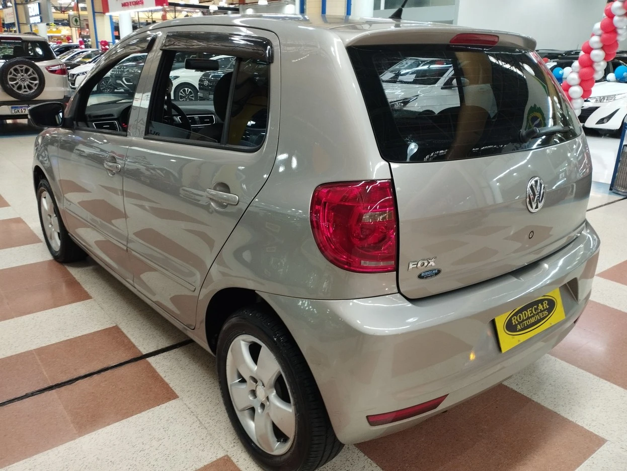 VOLKSWAGEN FOX