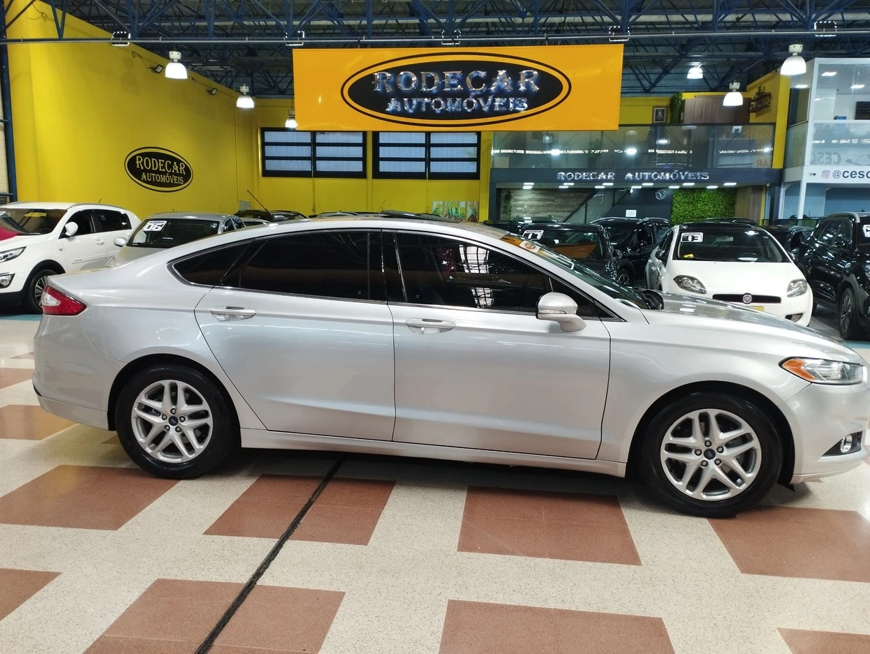 FORD FUSION