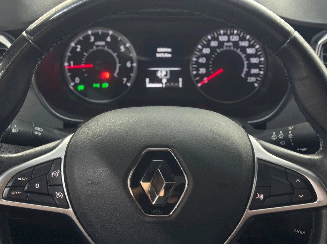 RENAULT DUSTER