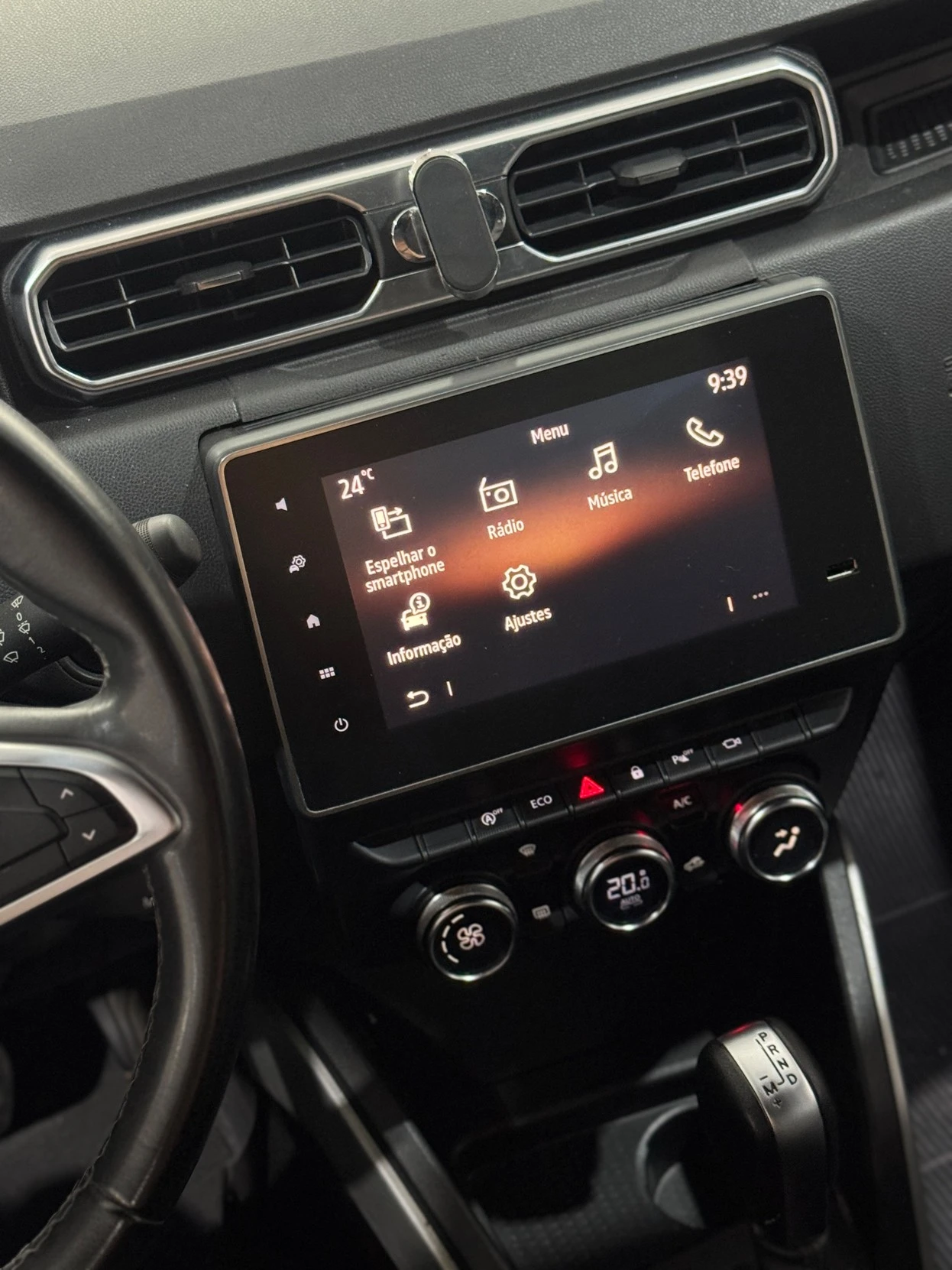 RENAULT DUSTER