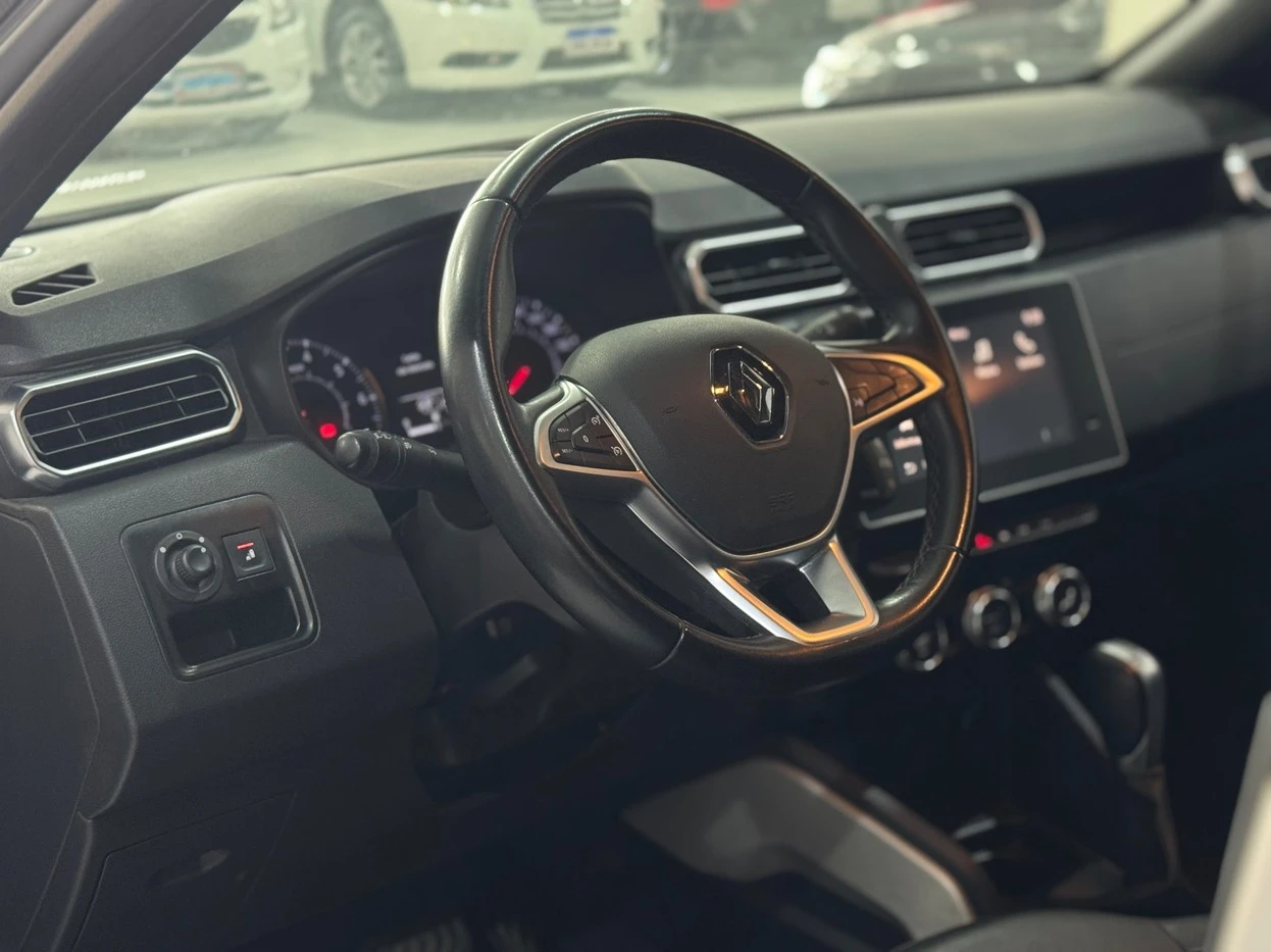 RENAULT DUSTER