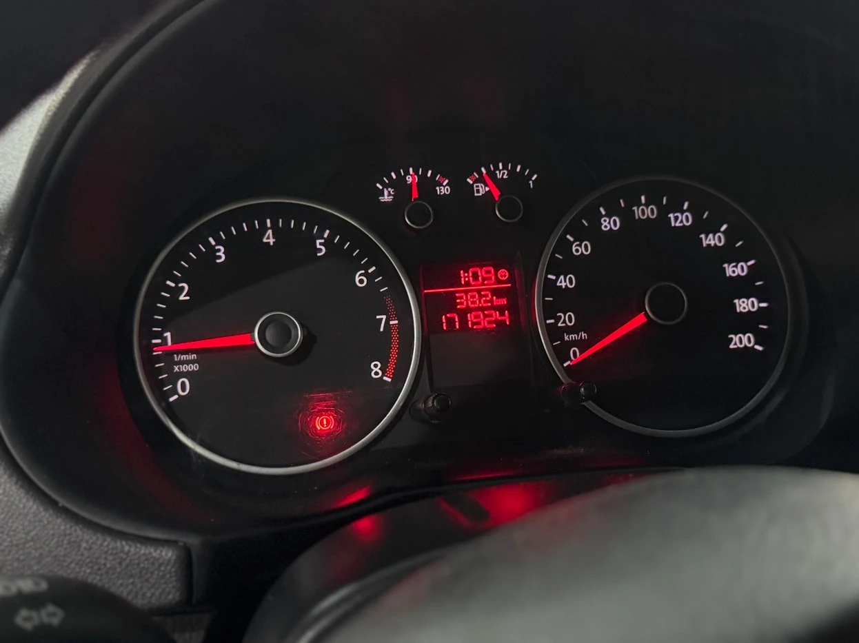 VOLKSWAGEN GOL