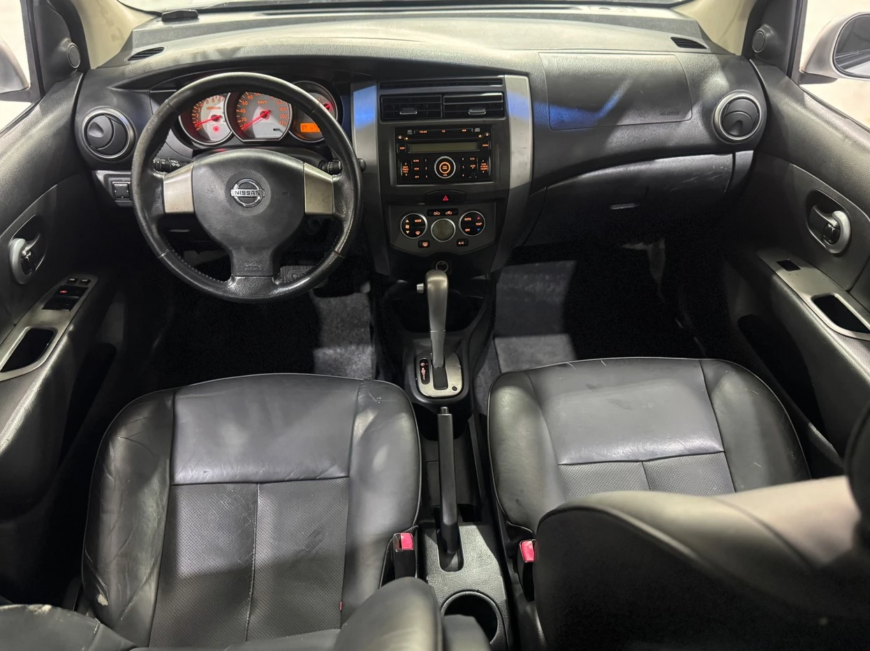 NISSAN GRAND LIVINA