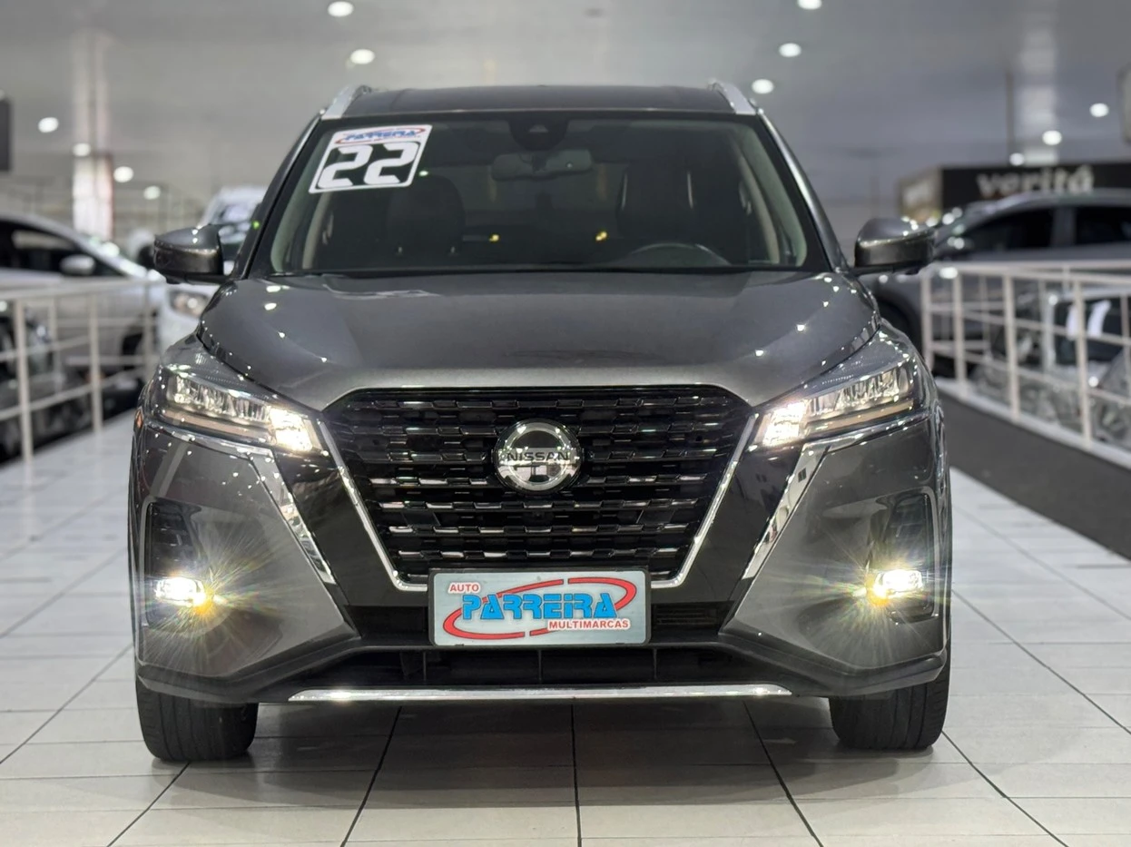 NISSAN KICKS