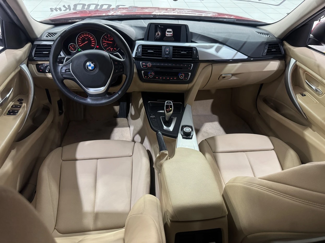 BMW 320i