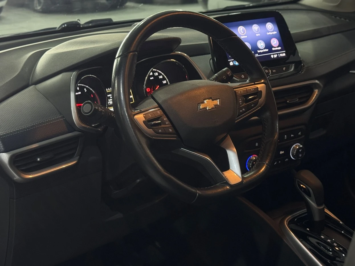 CHEVROLET TRACKER