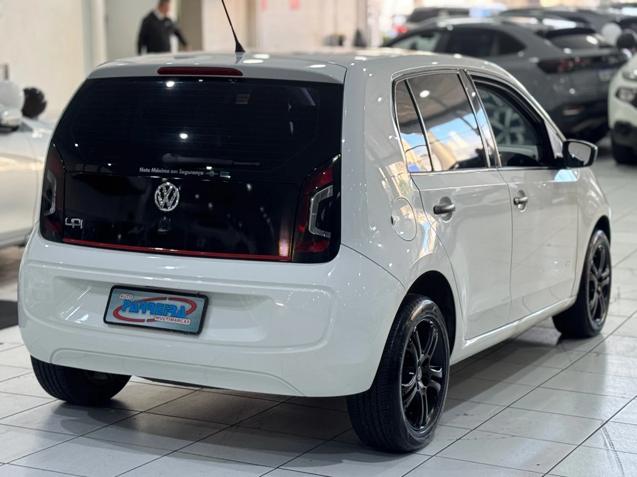 VOLKSWAGEN UP