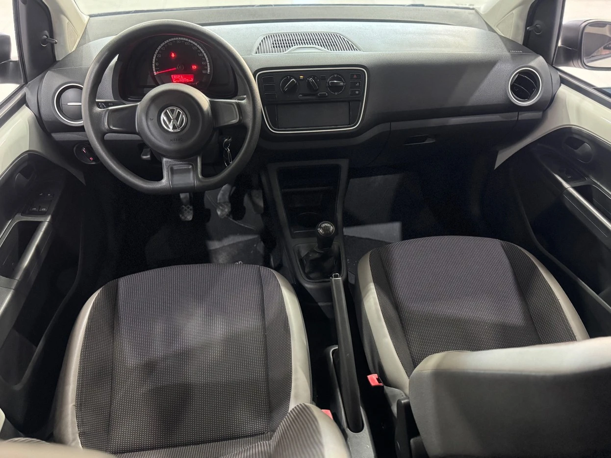 VOLKSWAGEN UP