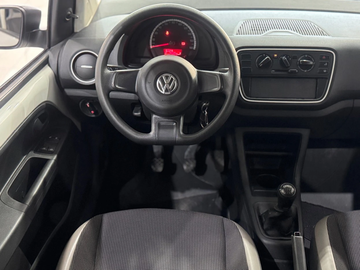 VOLKSWAGEN UP
