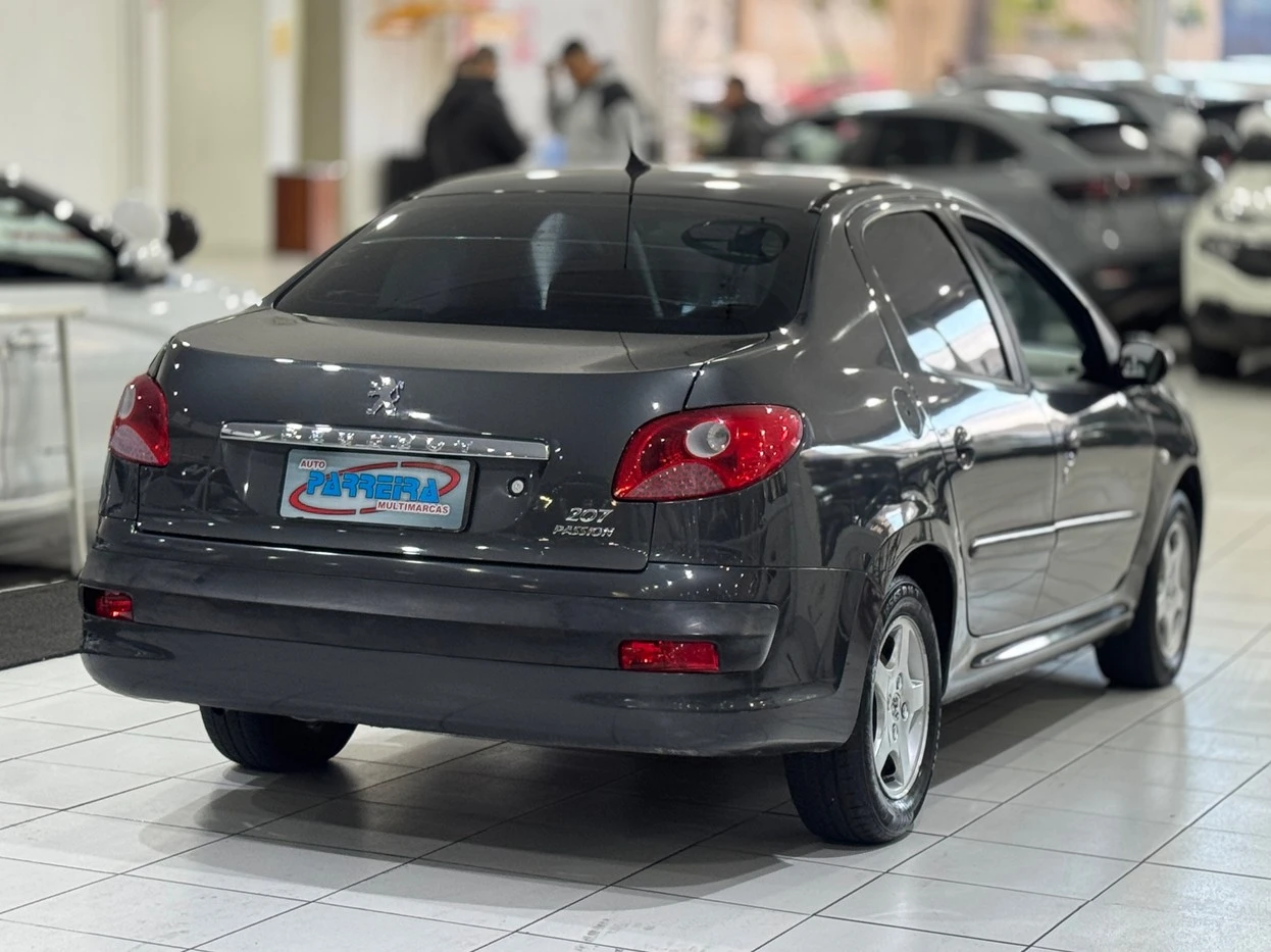 PEUGEOT 207