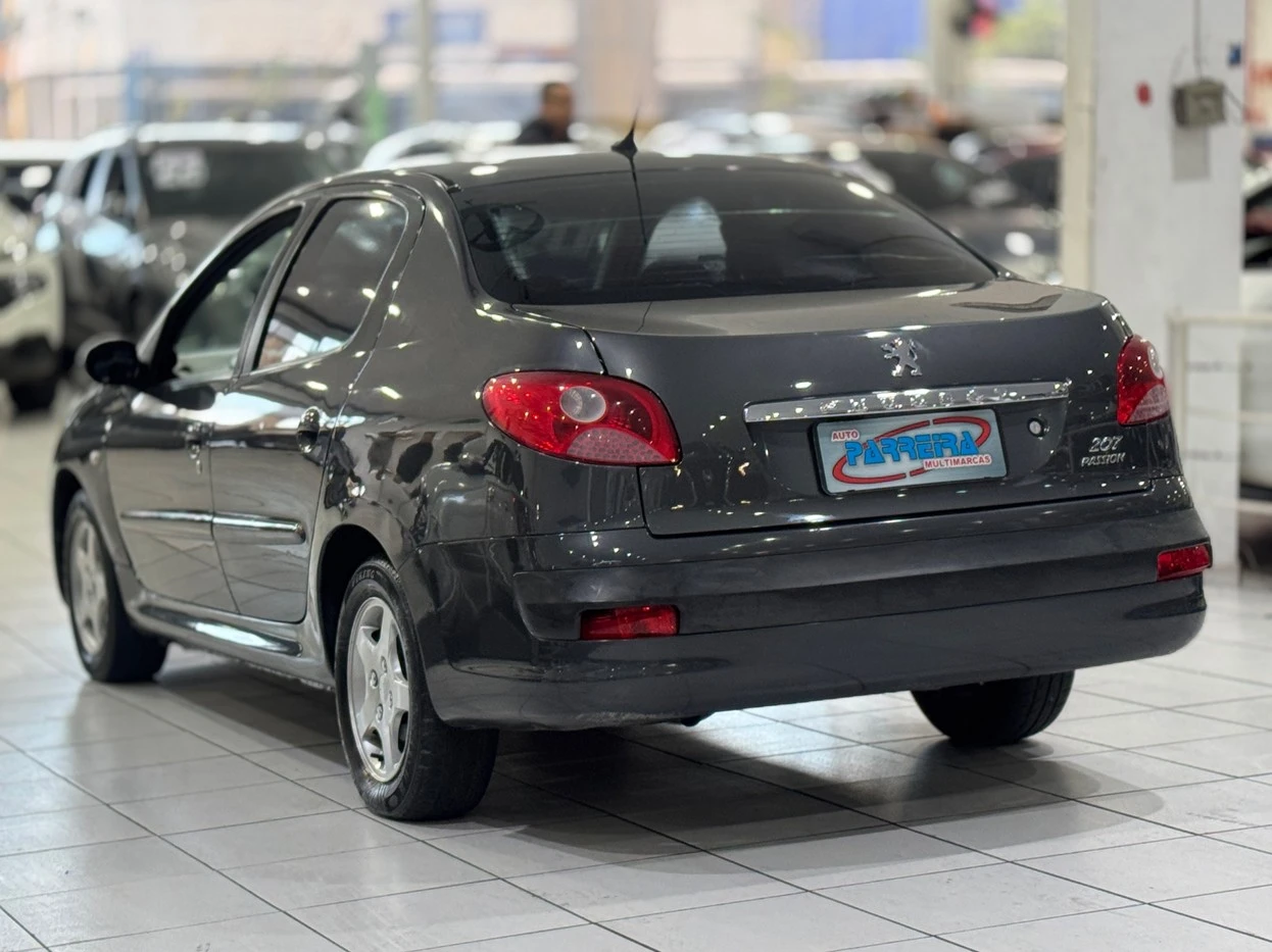 PEUGEOT 207