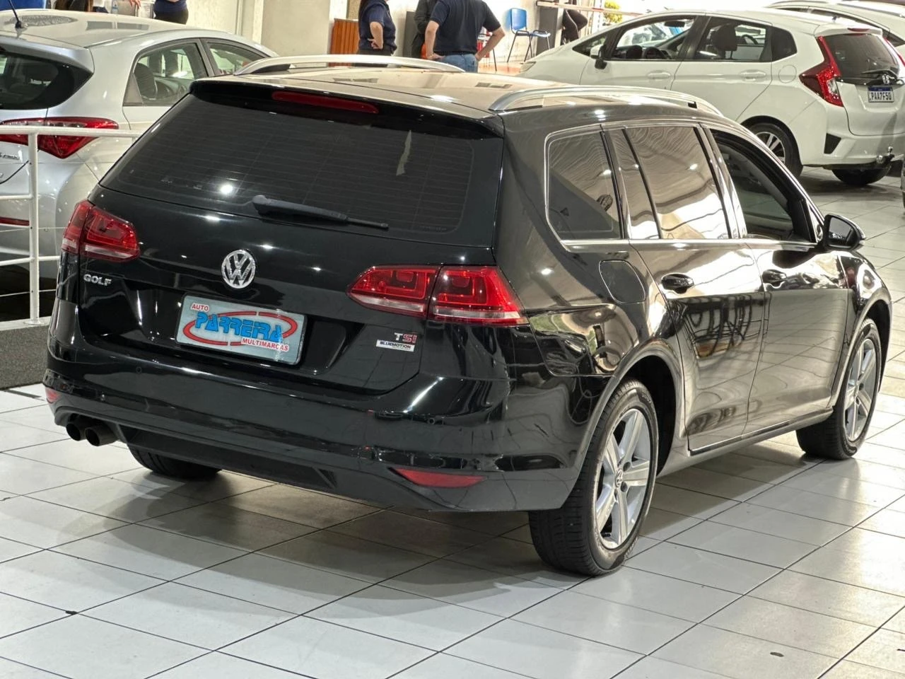VOLKSWAGEN GOLF
