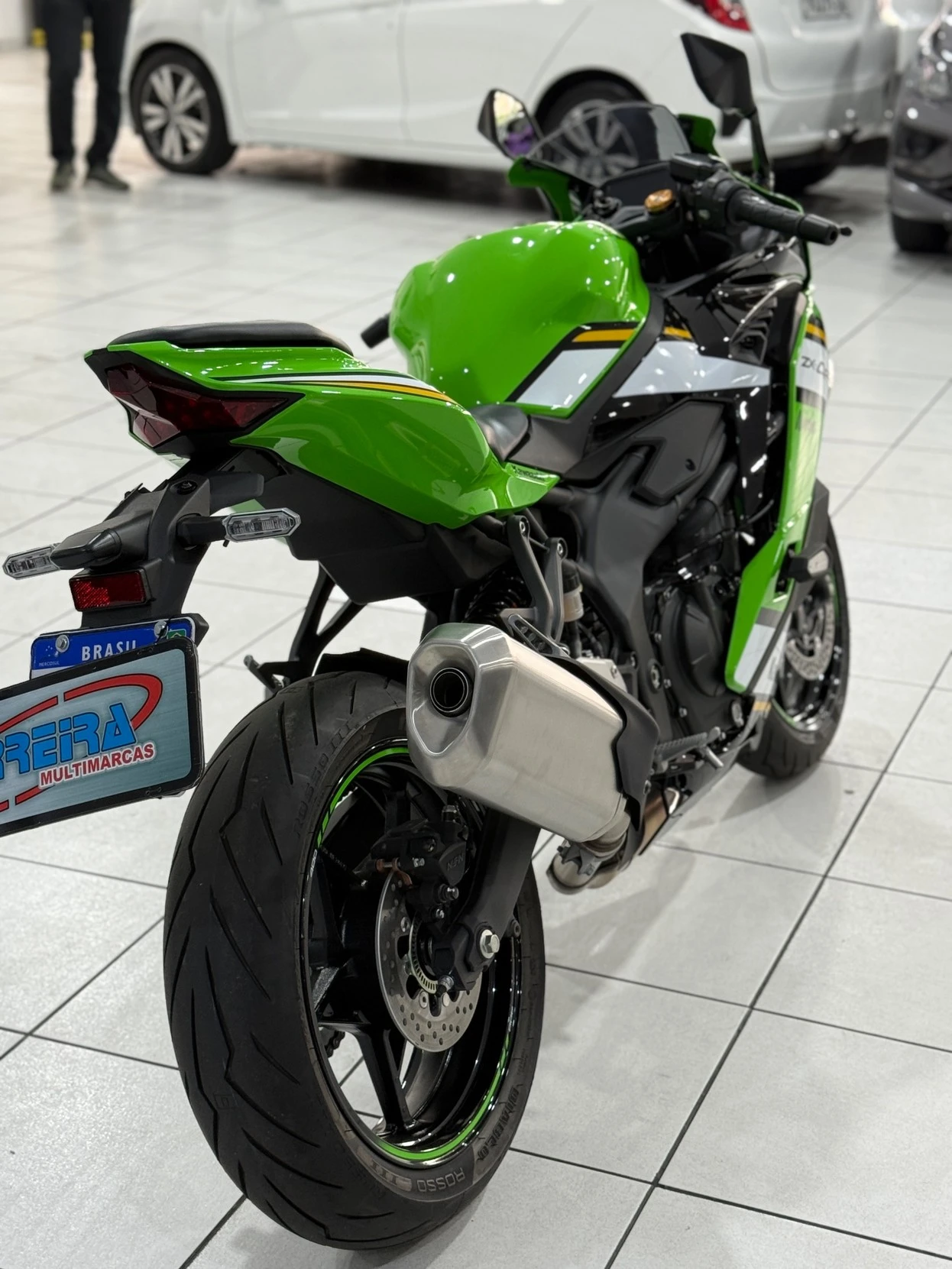 KAWASAKI NINJA 400 KRT EDITION