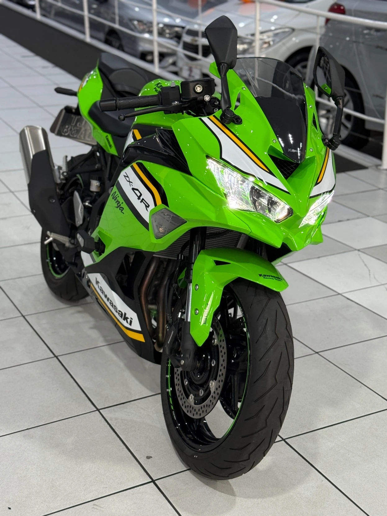 KAWASAKI NINJA 400 KRT EDITION