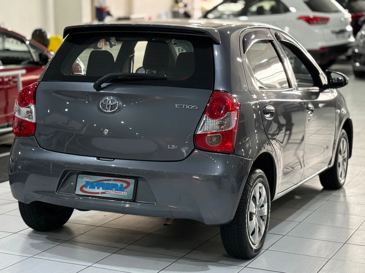 TOYOTA ETIOS