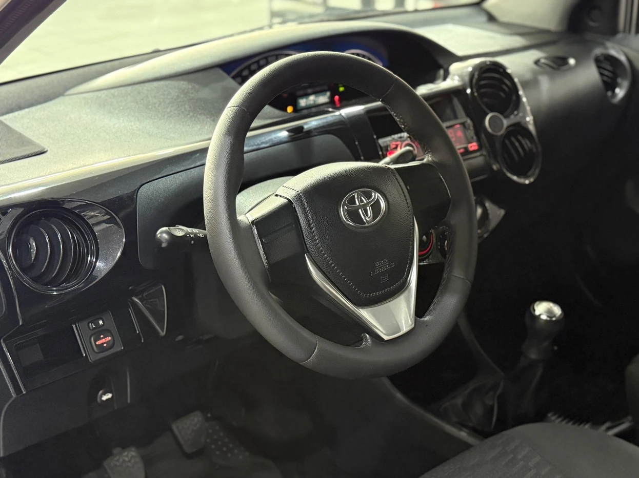 TOYOTA ETIOS