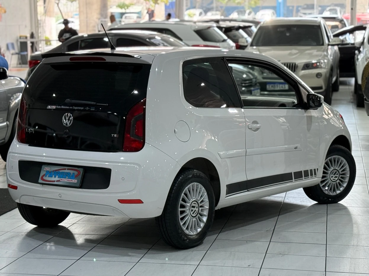 VOLKSWAGEN UP