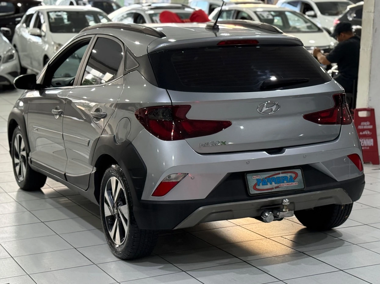 HYUNDAI HB20X