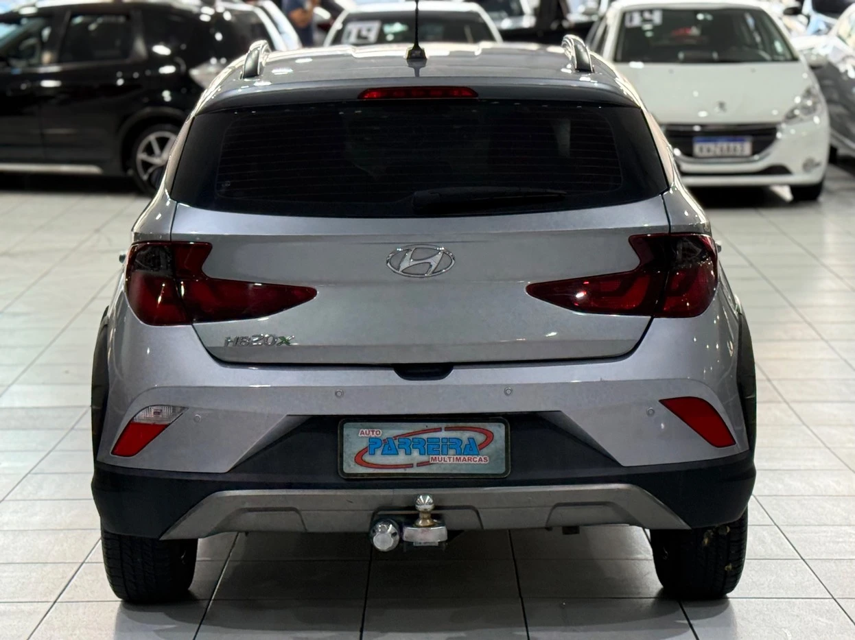 HYUNDAI HB20X