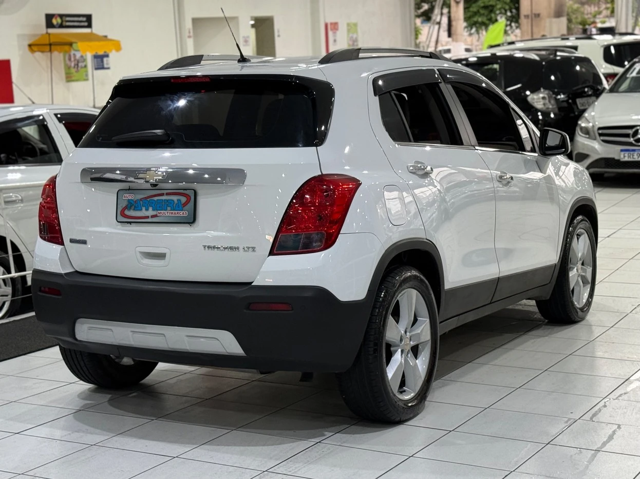 CHEVROLET TRACKER
