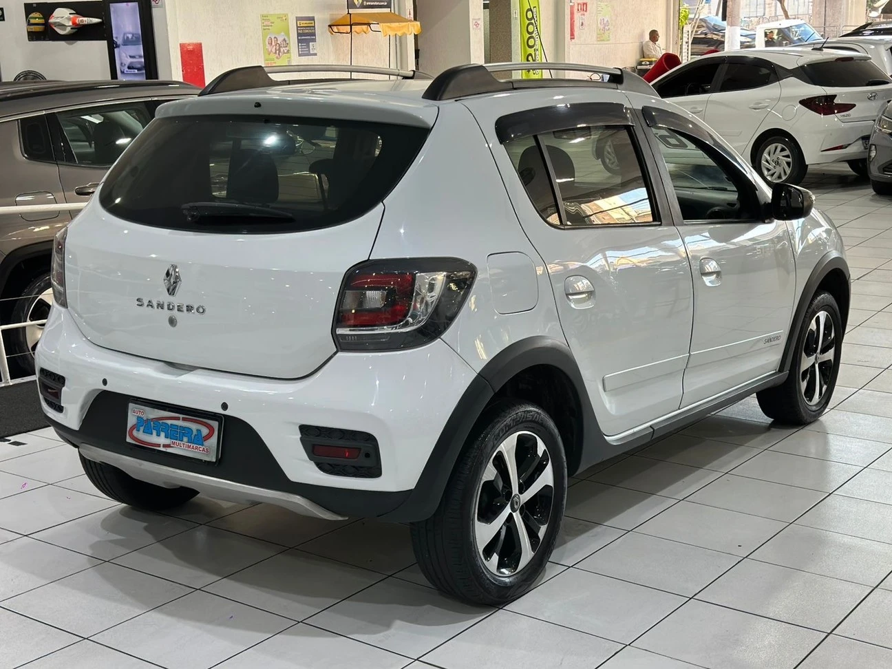 RENAULT SANDERO