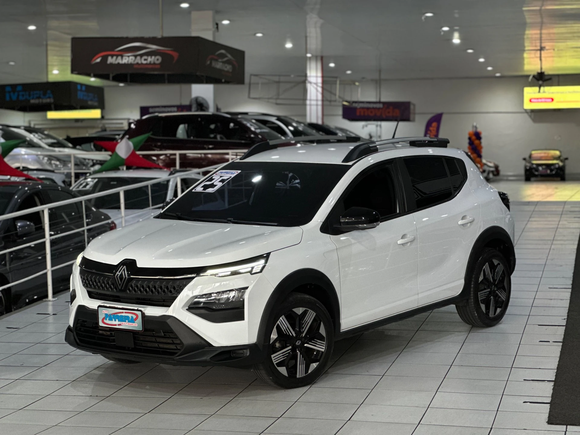 RENAULT JUVAQUATRE