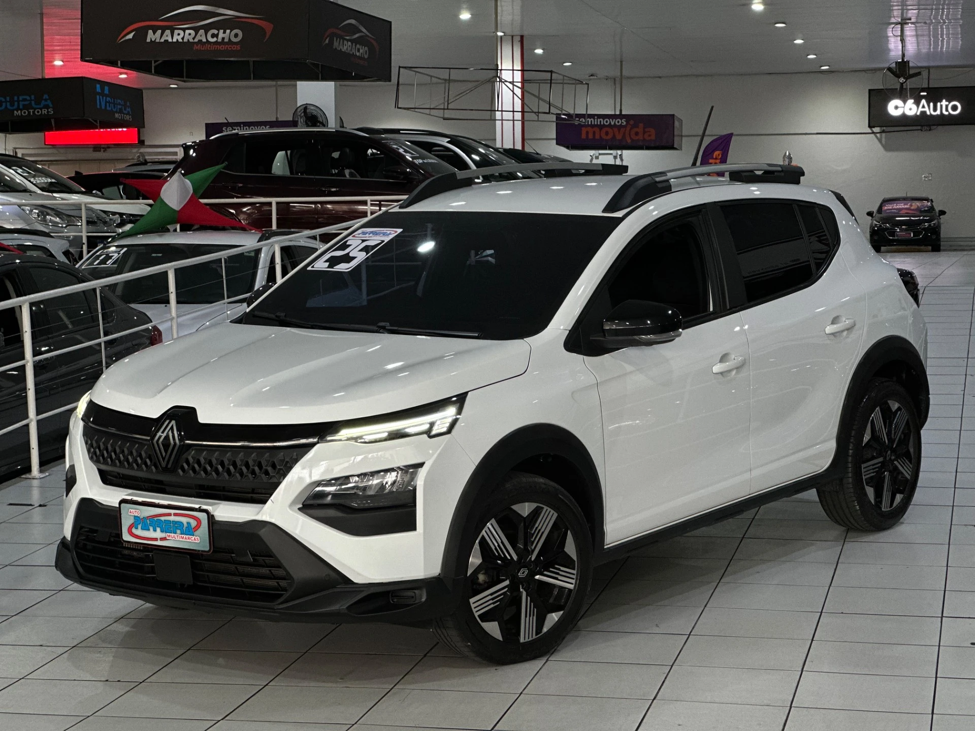 RENAULT JUVAQUATRE
