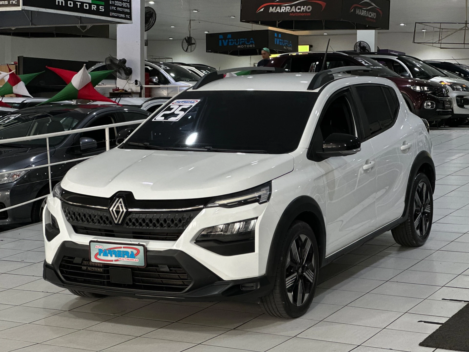 RENAULT JUVAQUATRE