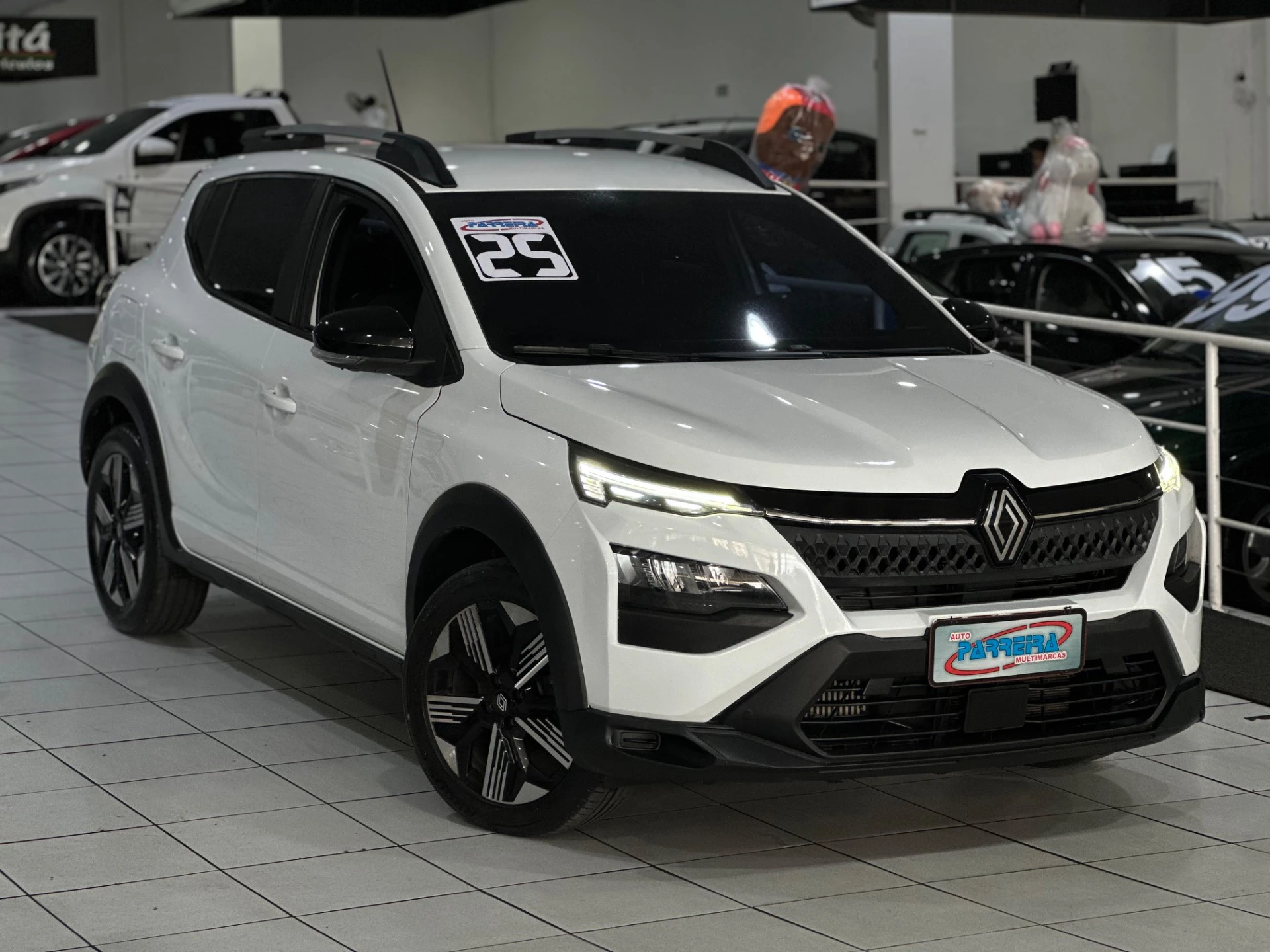 RENAULT JUVAQUATRE