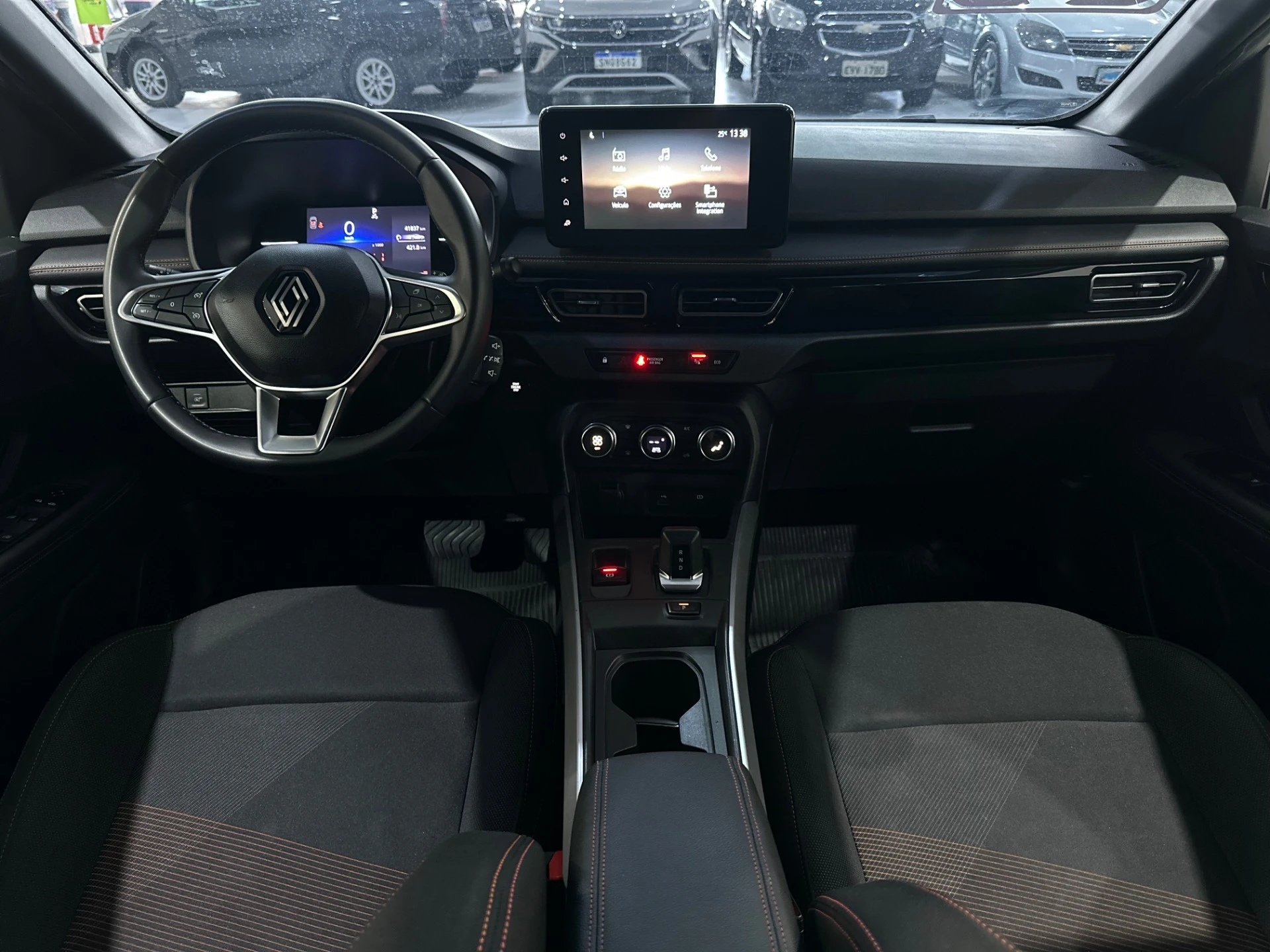 RENAULT JUVAQUATRE