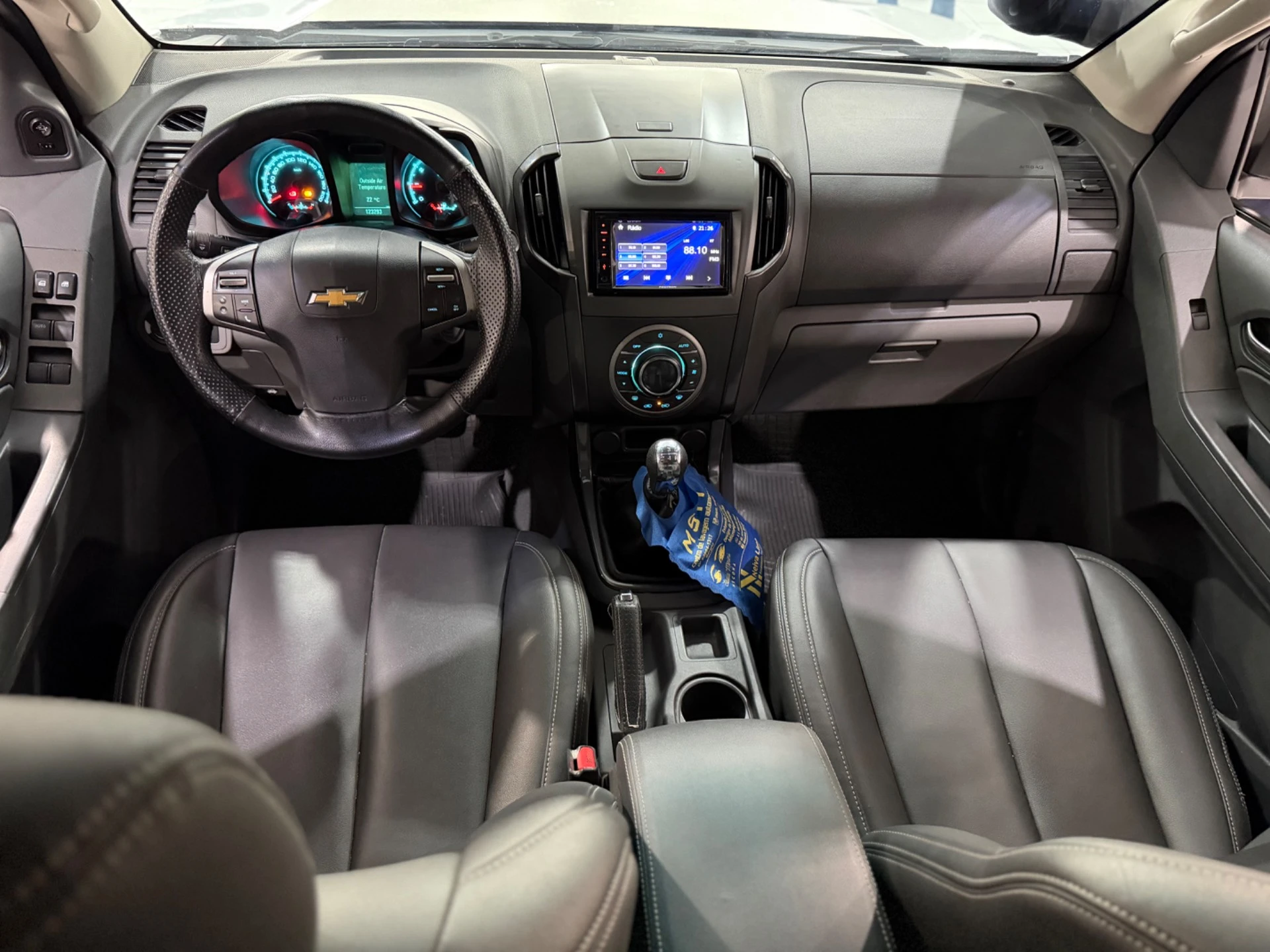 CHEVROLET S10