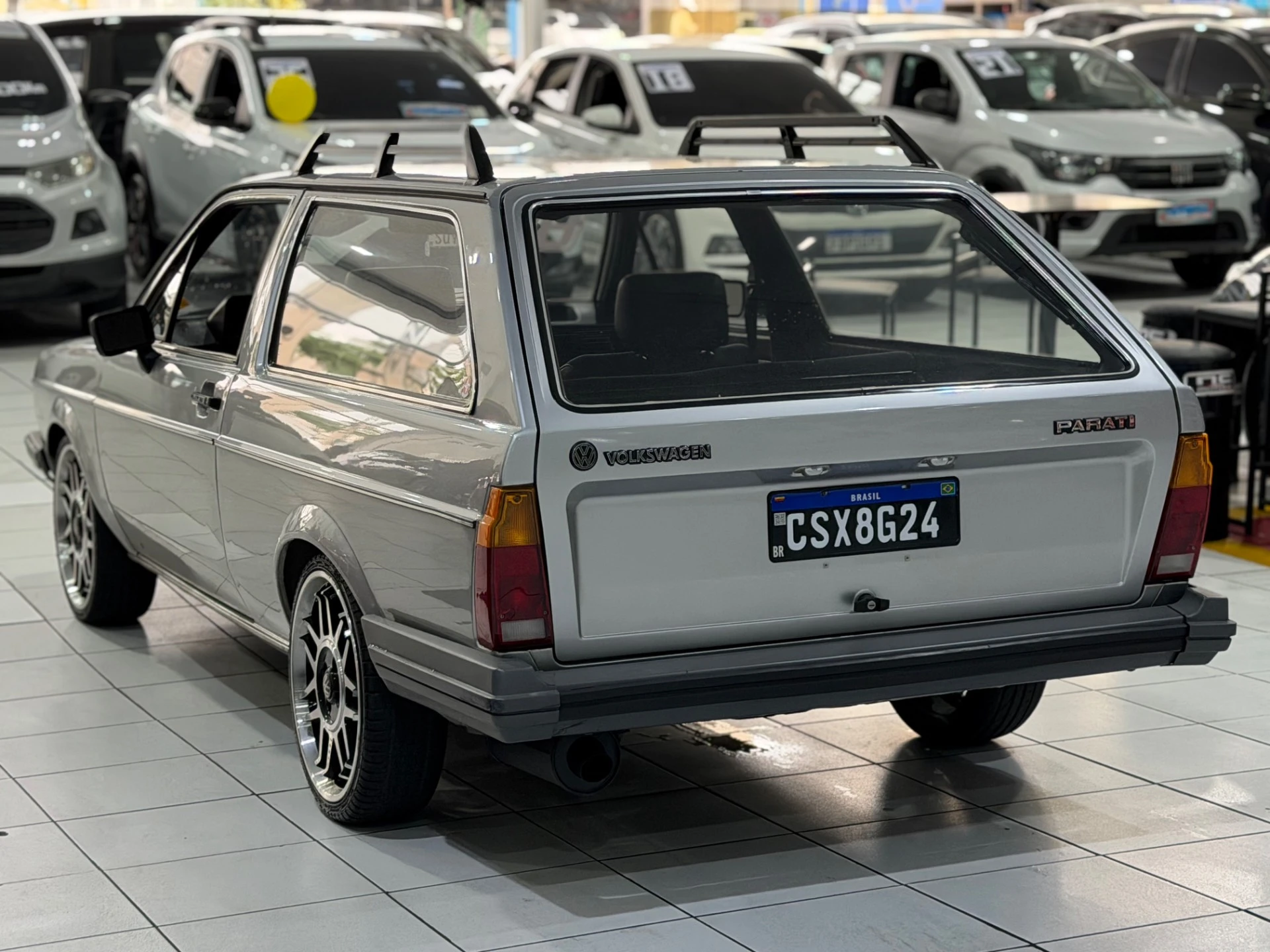 VOLKSWAGEN PARATI