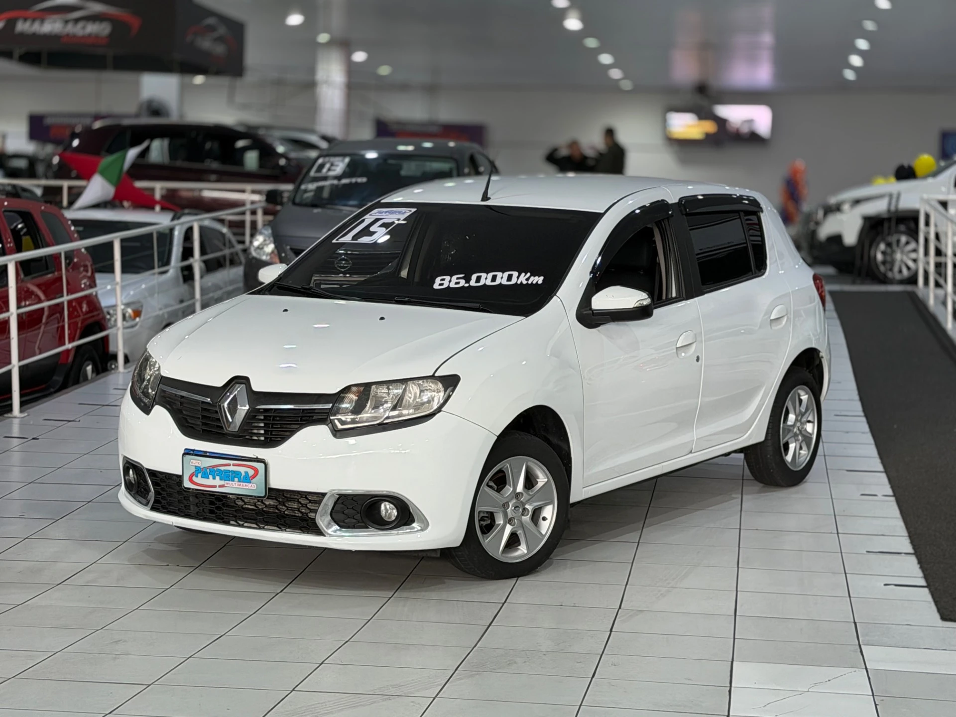 RENAULT SANDERO