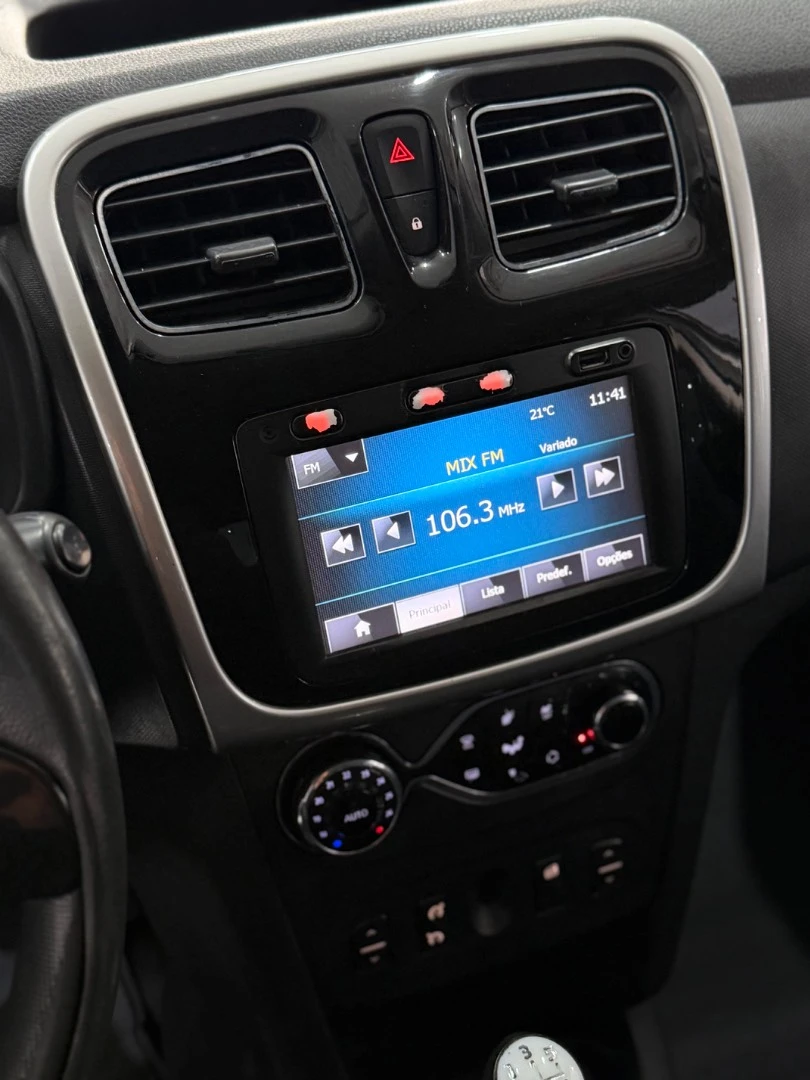 RENAULT SANDERO