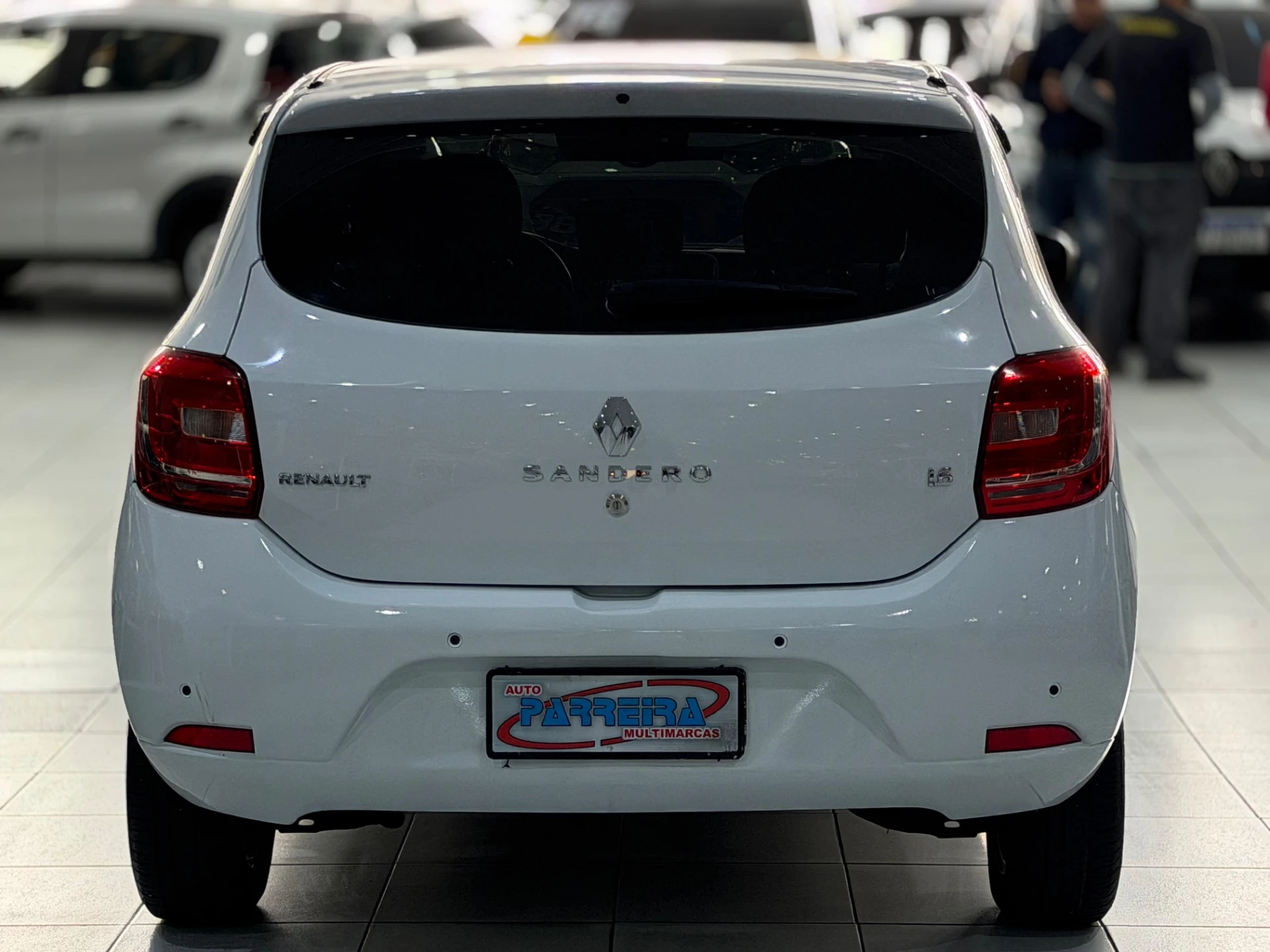 RENAULT SANDERO